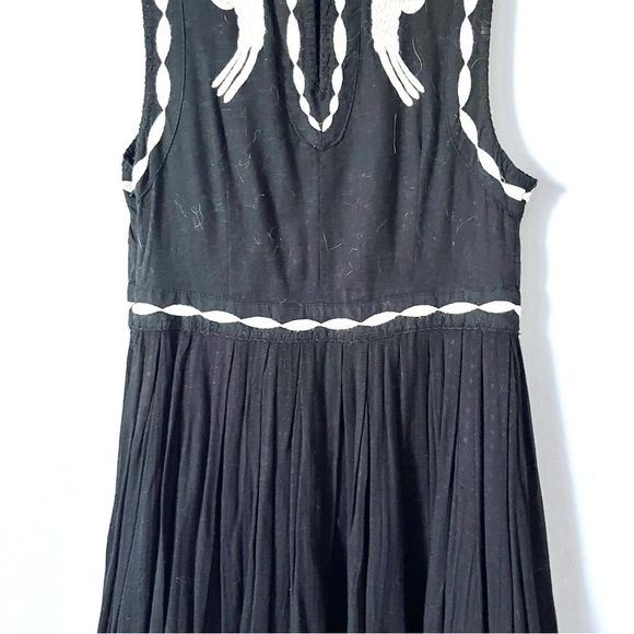 Free People “birds of a feather” embroidered black &white swing sleeveless dress - Picture 15 of 17